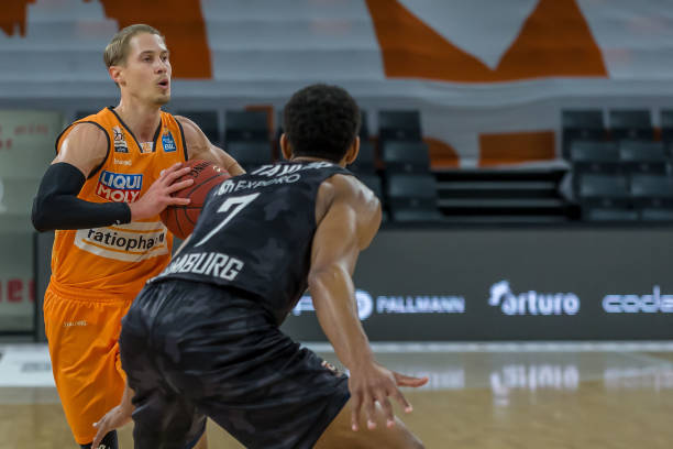 赛的走势 赛的走势